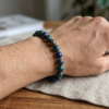 Bracelet Azurite malachite sur poignet par Romain Creation