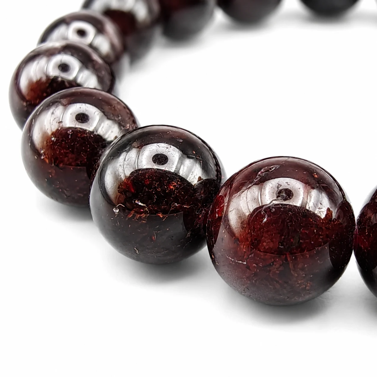details bracelet grenat rouge 8 mm grade AA