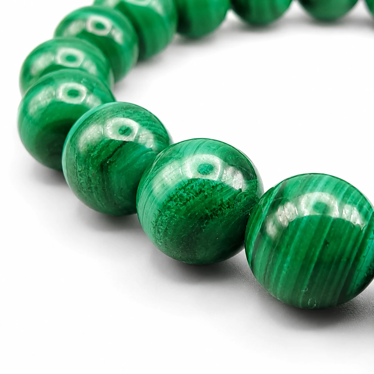 détails bracelet malachite 8 mm grade AA